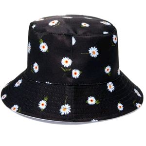 NEW Alice and Olivia Reversible Bucket Hat